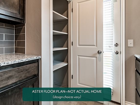 5th image of 1109 SW 50th St