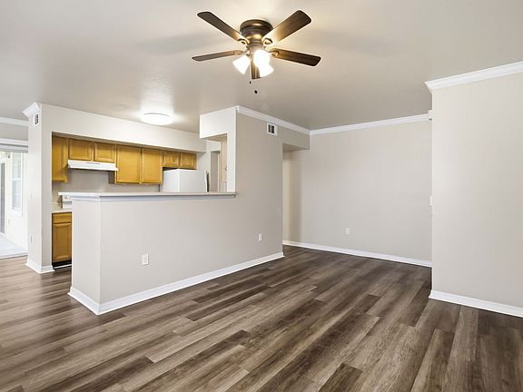 4th image of 1155 Villagio Cir Unit 105