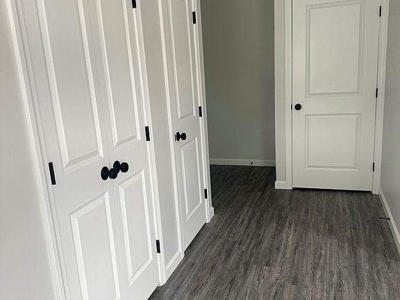 5th image of 135 Waterman Ave #24