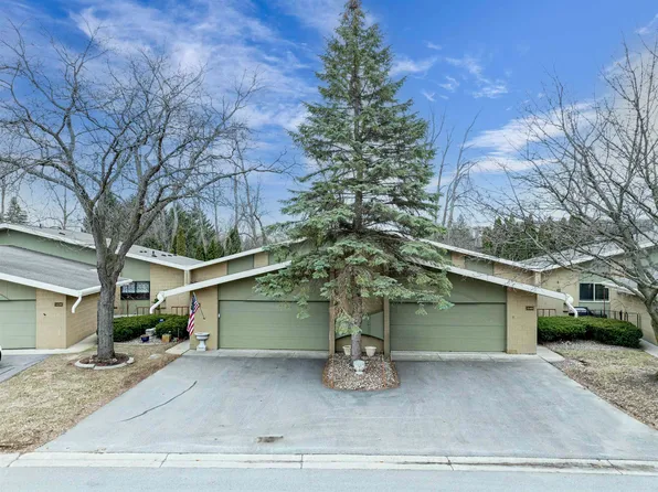 1238 W Nicolet Cir, Appleton, WI 54914