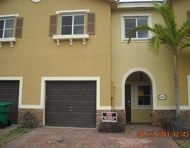 2nd image of 8891 SW 220th St