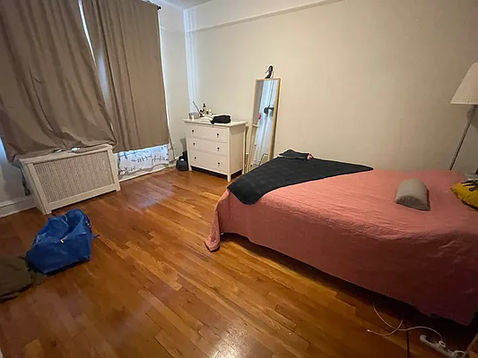 Rented by Metropolis International Realty Inc. | media 11