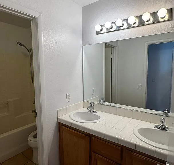 7290 Golden Star Ave — Photo 15