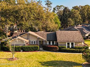3411 Hidden Lake Dr E, Jacksonville, FL 32216
