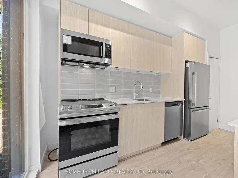 174 Clonmore Dr #9 — Photo 12