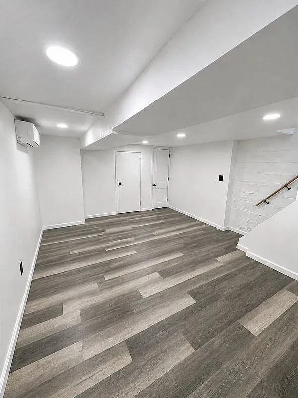 Studio, 1.0 bath, 400 sqft, $1,900 — Photo 2