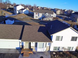 406 Maple Knoll Way NW, Saint Michael, MN 55376