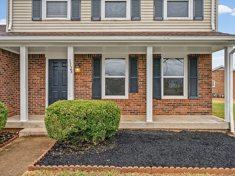 1128 Tobacco Rd — Photo 2