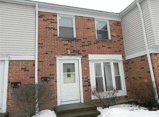 3054 Kingston Ct, Streamwood, IL 60107