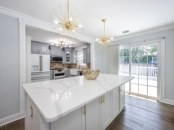 6 Schley St, Garfield City, NJ 07026