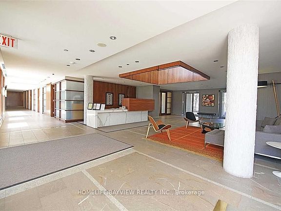 4th image of 500 Queens Quay W #810W