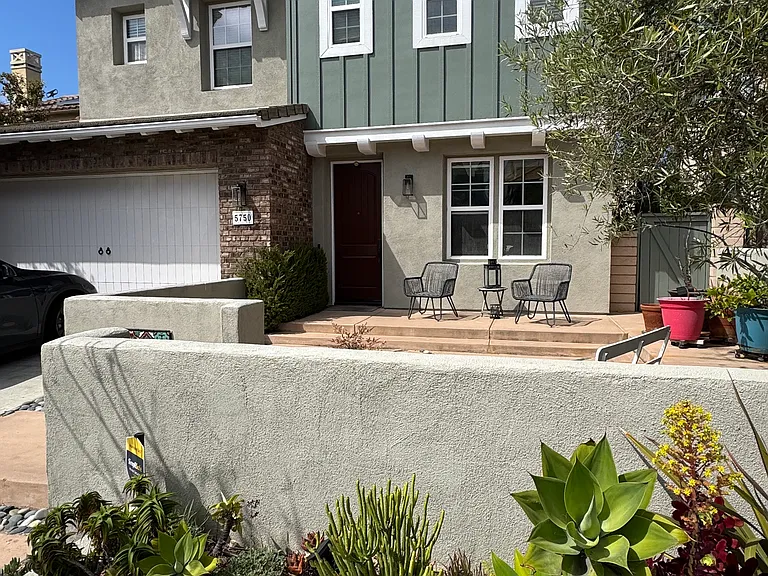 5750 Cape Jewels Trl — Photo 3