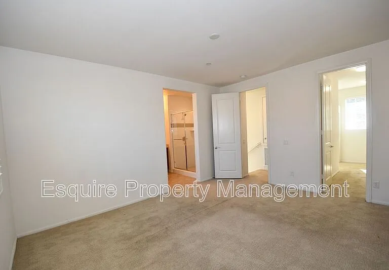 433 Castiano St — Photo 30