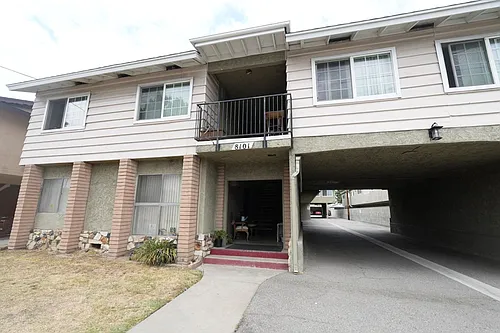 8101 Stewart & Gray Rd Photo 1
