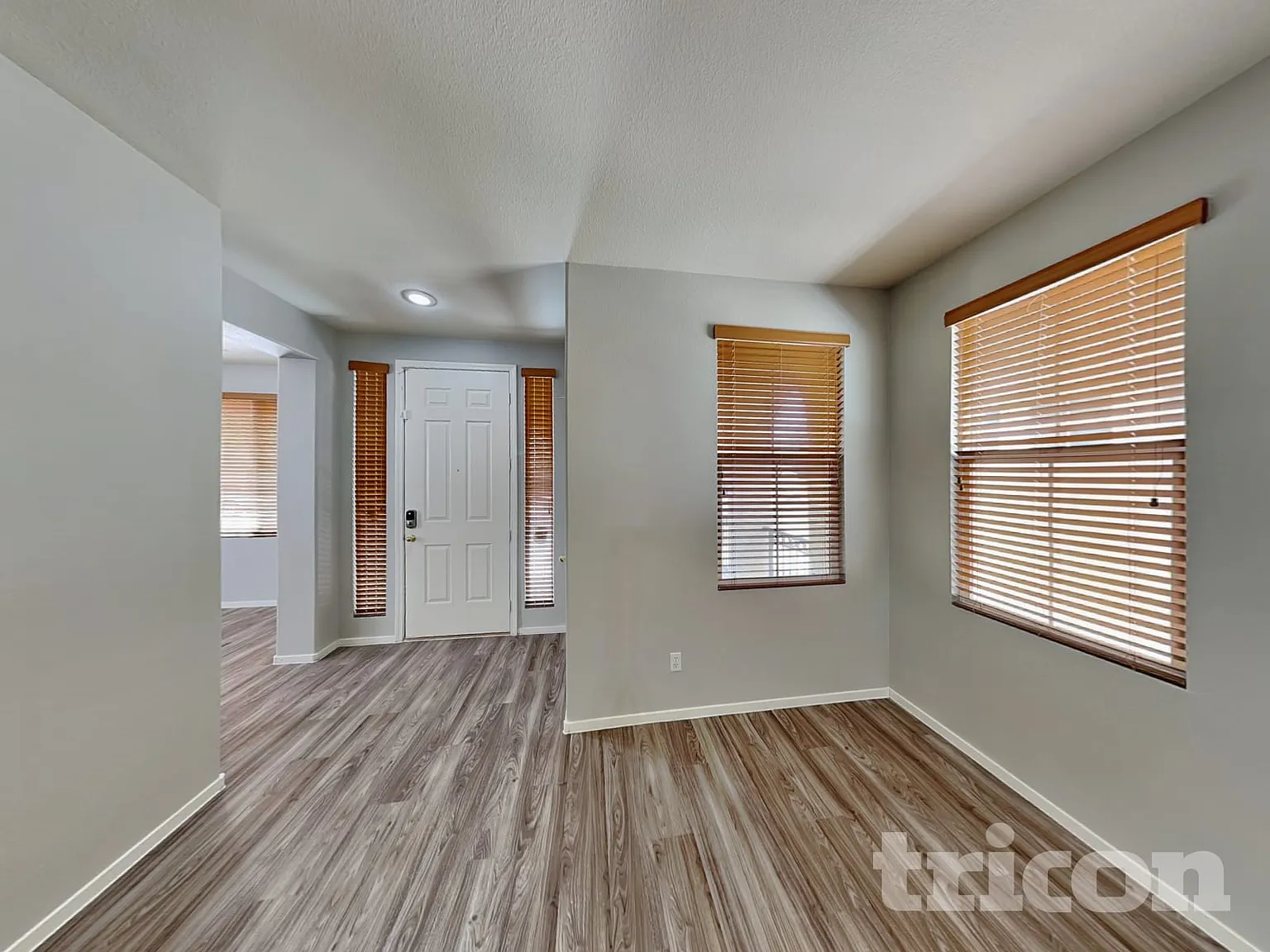 4352 Hera Temple Avenue North Las Vegas NV — Photo 2
