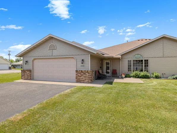 1420 Fairview Ln, Little Falls, MN 56345
