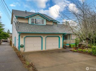 2914 Sunset Dr W, University Place, WA 98466