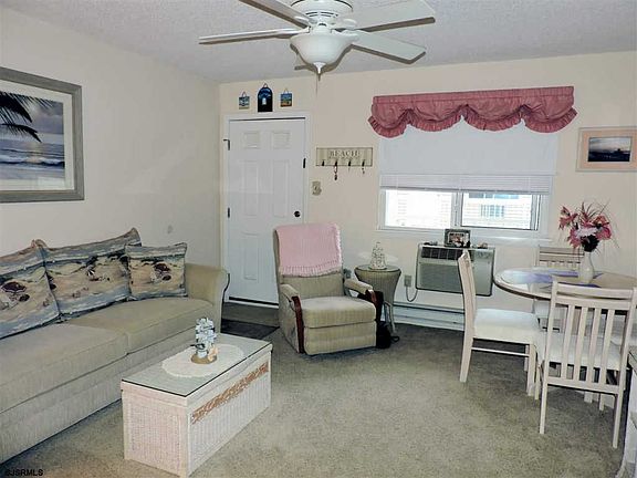 4th image of 1320 Ocean Ave APT 209