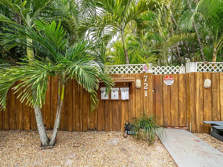 713-717-721 SW 13th Ave — Photo 42