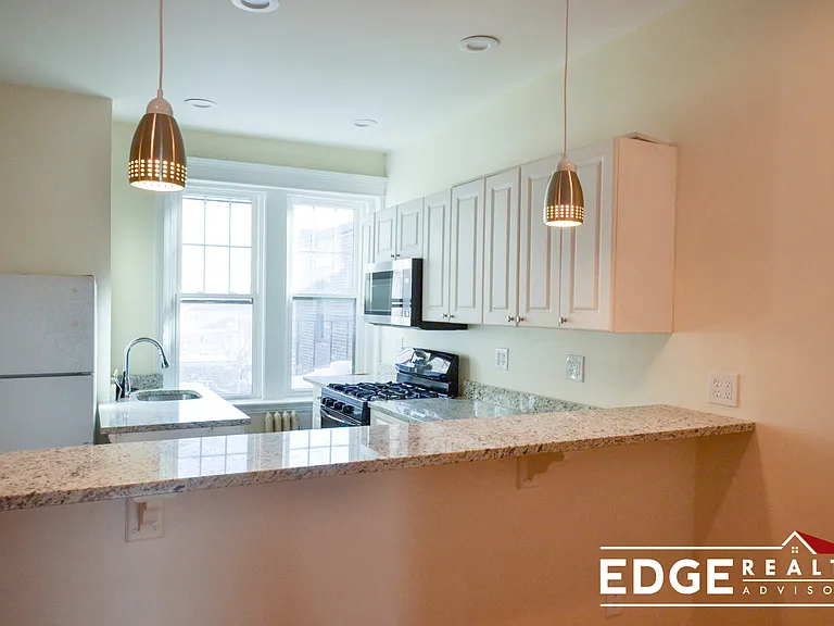 1872 Commonwealth Ave #14 — Photo 6
