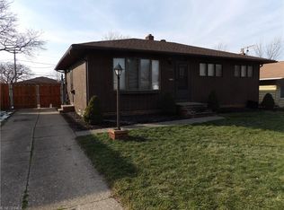5302 Amherst Dr, Parma, OH