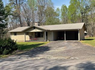 445 Glade Rd, Clayton, GA 30525