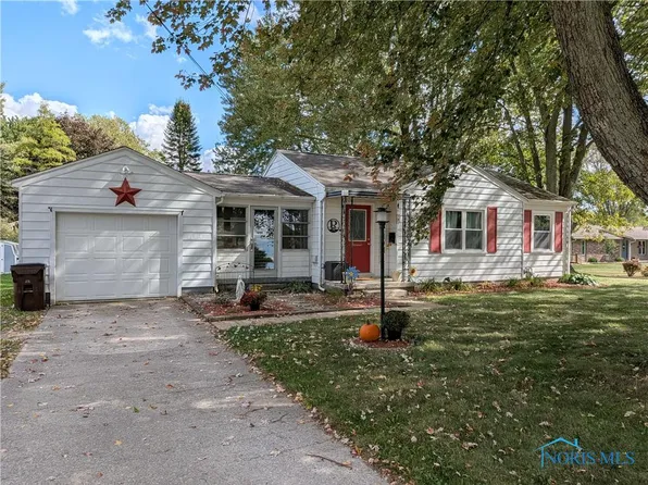 10510 Haller St, Defiance, OH 43512