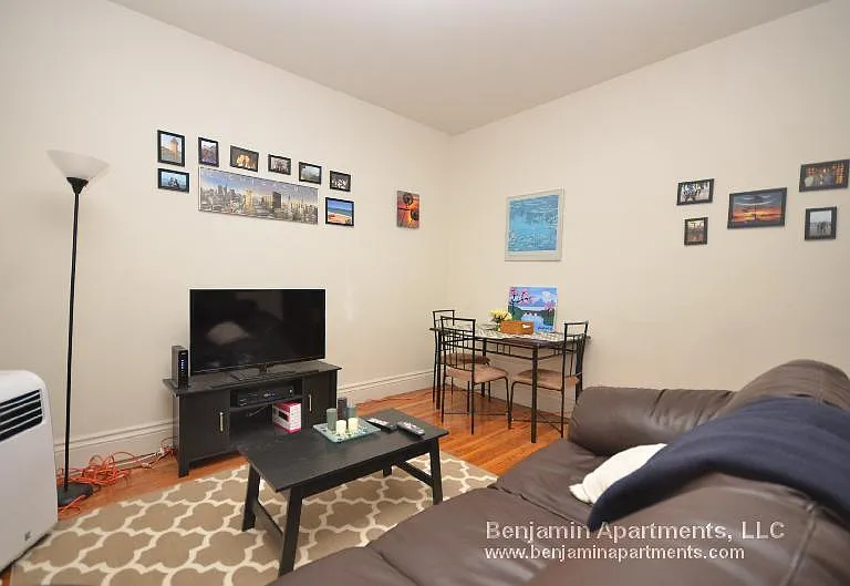 5 Walbridge St #20 — Photo 1