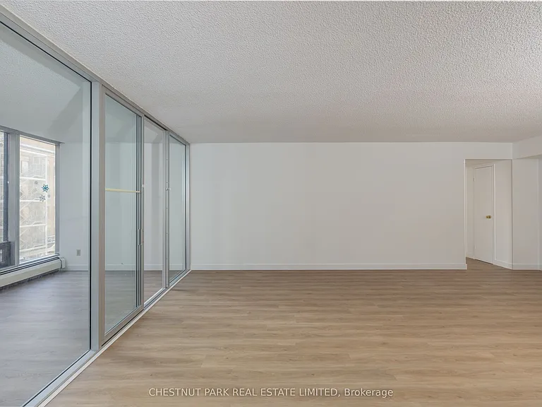 30 Wellington St E #1006 — Photo 8