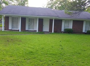 2106 Cottingham Dr, Montgomery, AL 36106