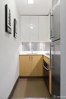 Rented by Halstead Real Estate | media 4