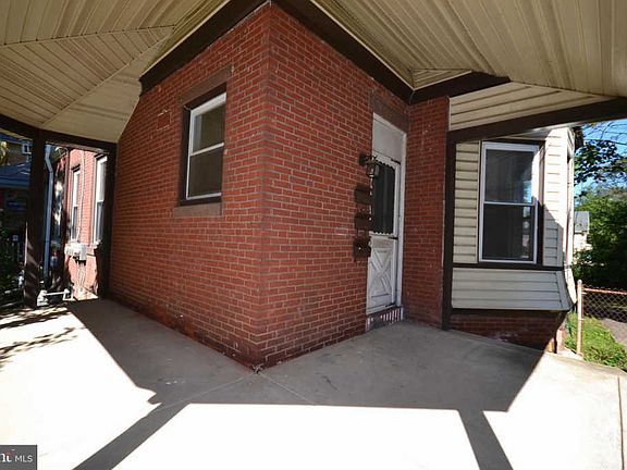 3rd image of 55 W La Crosse Ave