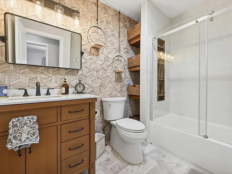 4594 S Swadley Ct — Photo 14
