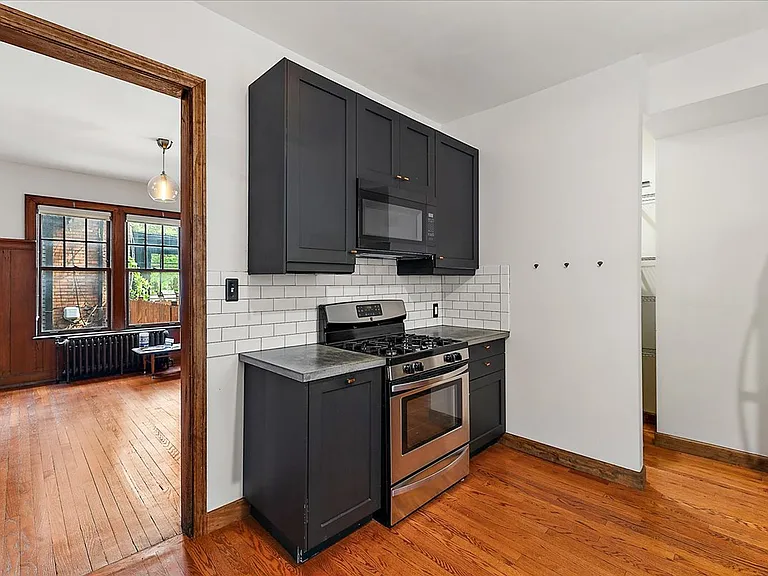 7433 Poe St — Photo 12
