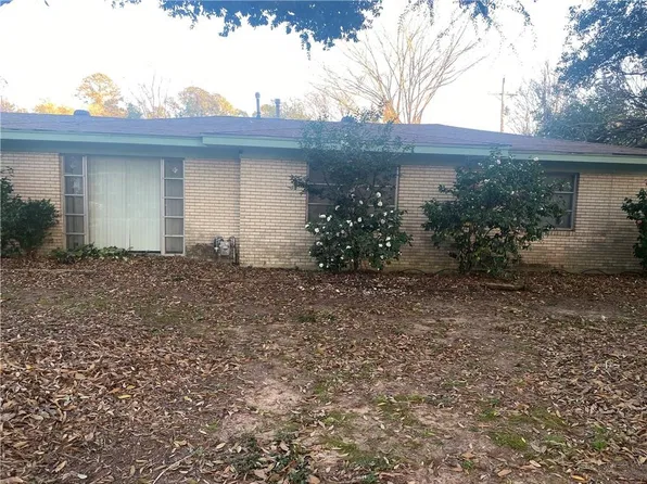 3463 Halsey St, Alexandria, LA 71301
