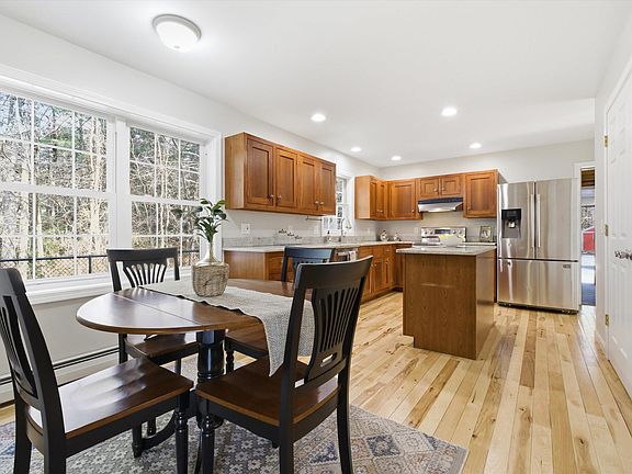5th image of 8 Matthews Road