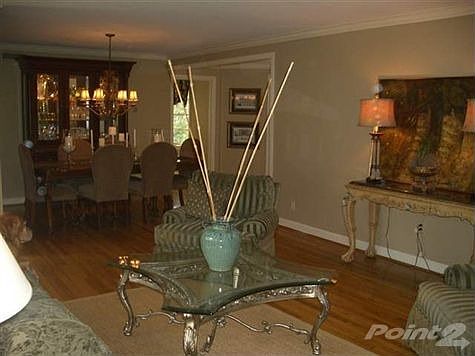 2nd image of 54 Pine Manor Dr