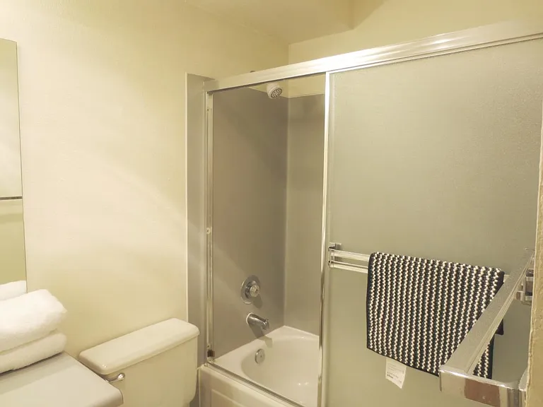 #2 full bathroom