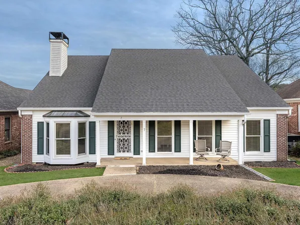 7 Carrollton Ct, Little Rock, AR 72211