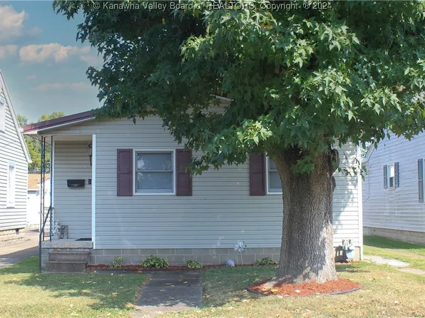 412 Hansford St, Saint Albans, WV 25177