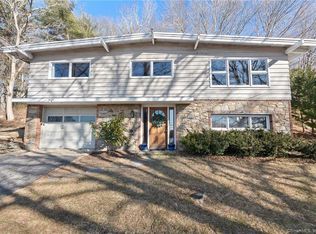 65 Grassy Hill Rd, Old Lyme, CT 06371