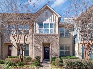 2555 Tranquil Oak Pl, Charlotte, NC 28206