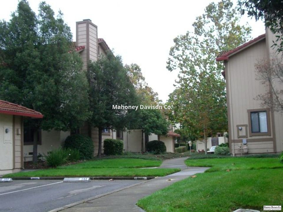 1st image of 342 Park Place Dr
