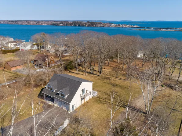 3 Twin Oaks Road, Harpswell, ME 04079