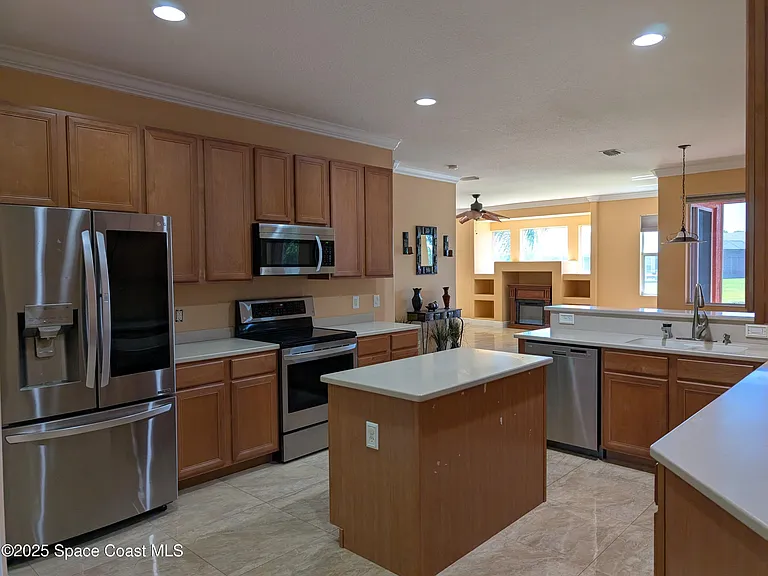 4109 Orion Way — Photo 3