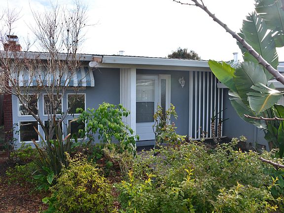 5th image of 2528 Farrington Way