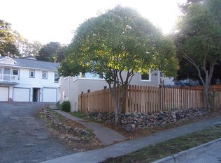 825 Grandview Dr, Martinez, CA 94553