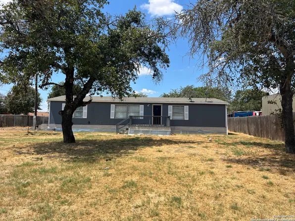 23023 Skila, Elmendorf, TX 78112
