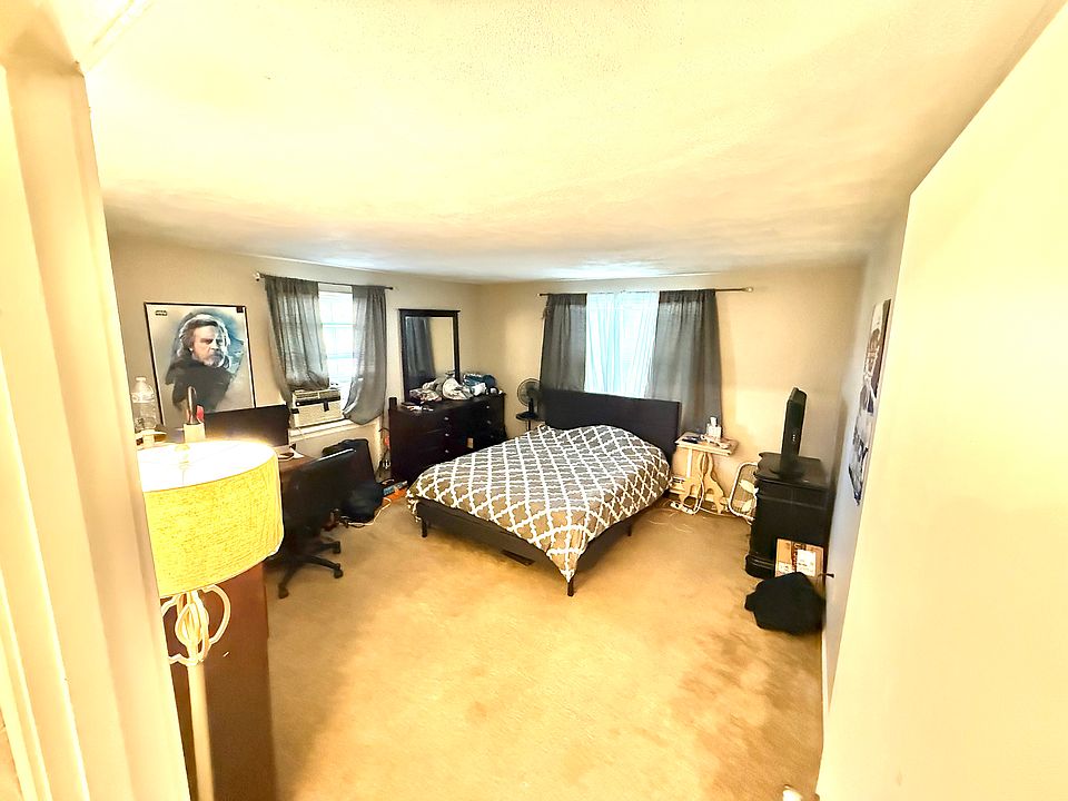 2nd image of 52 Swanson Ct APT 21B