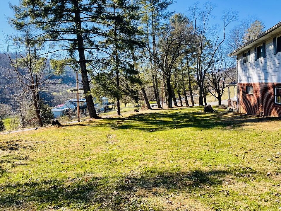 235 S Lakewood St, Pennington Gap, VA 24277 MLS 9933005 Zillow